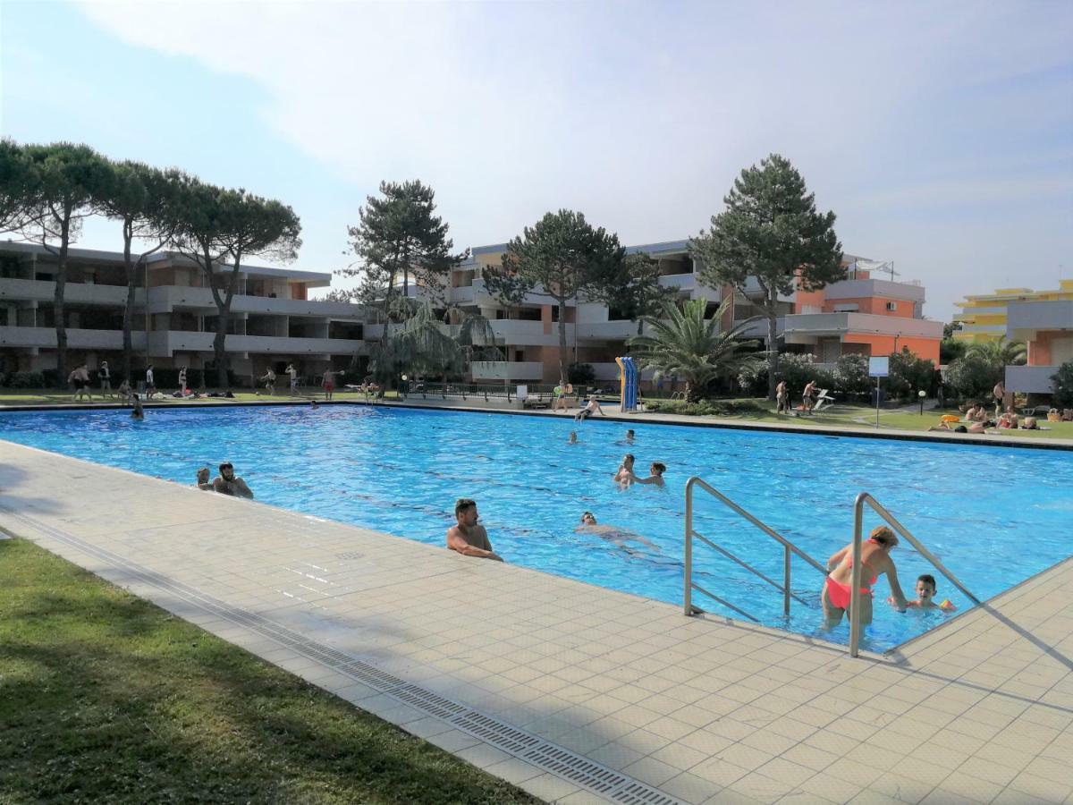 Residence Solarium Bilo Bibione Exteriör bild